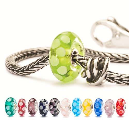 Trollbeads' new starter pack with Lucky Knot bracelet and handmade glass bead.