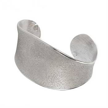 Charles Garnier silver bangle