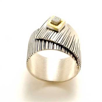 Olga Karolina ring