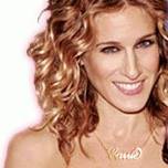 Sex and the City character, Carrie Bradshaw, wearing personalised necklace.