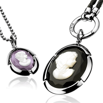 Zinzi's vintage style cameo pendants