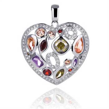 Kagi's "Love Burst" pendant