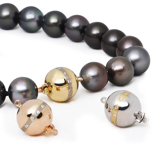 Pacific Pearl's diamond set piece