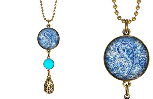 Fabuleux Vous' Paisley Blue Necklace