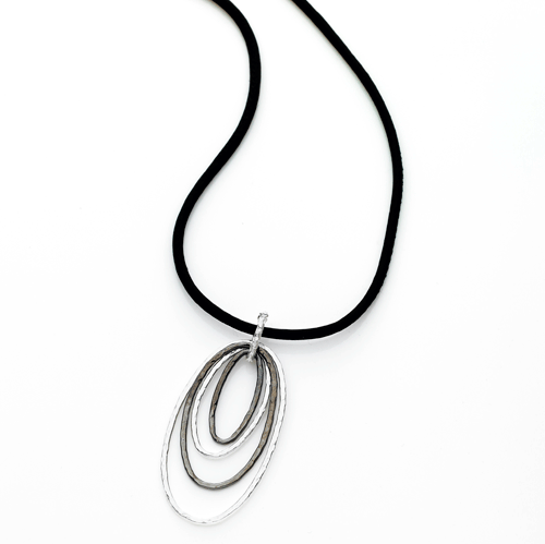 Loopy Black and Silver necklace
