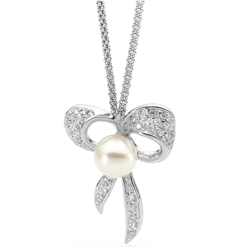 Ikecho's new freshwater pearl bow necklace